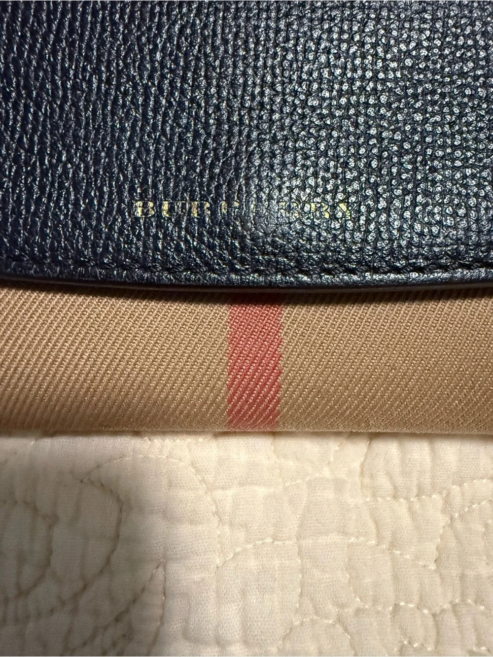 Burberry iconic Leather & Beige Check Wallet! Full inclusion with COA!!